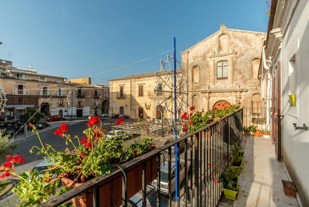 Experience Il Paesino Licodia Eubea Exterior foto