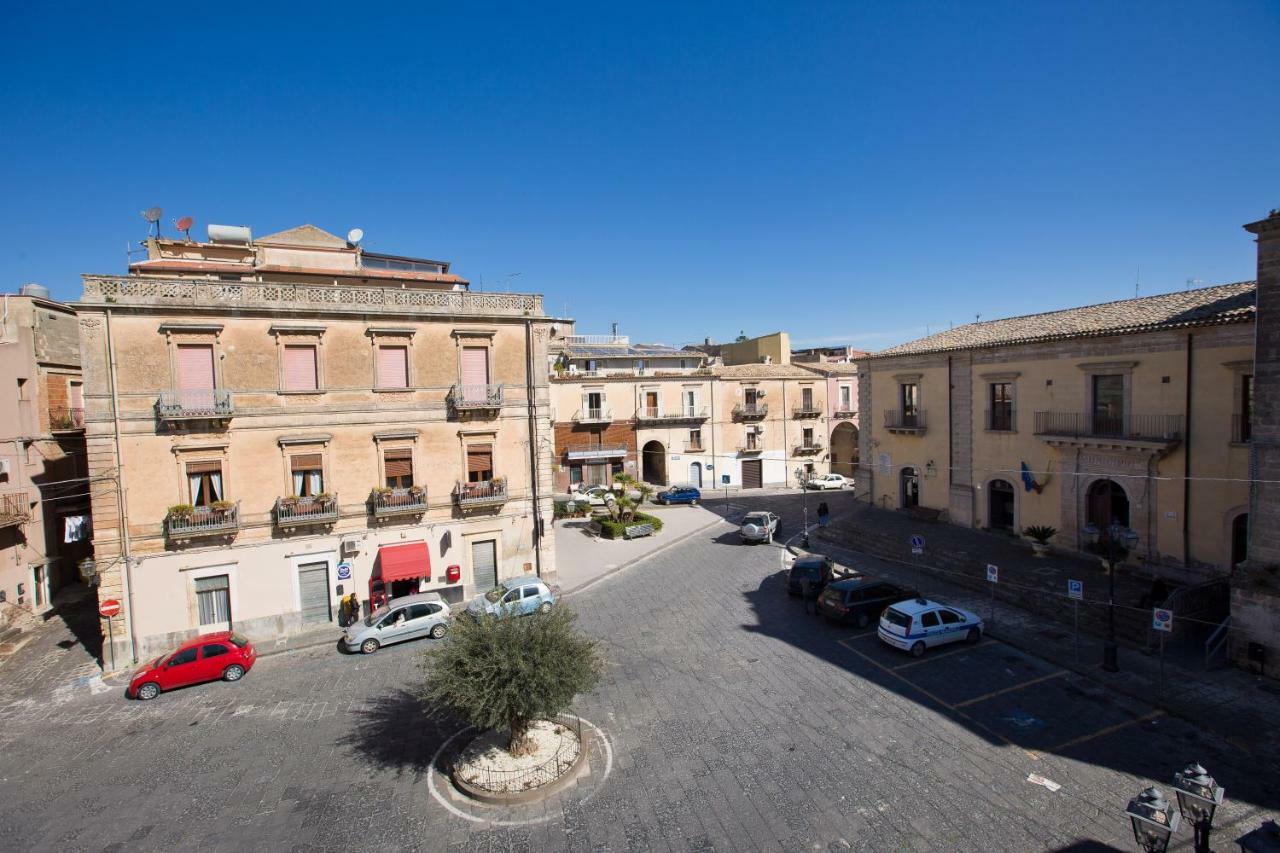 Experience Il Paesino Licodia Eubea Exterior foto